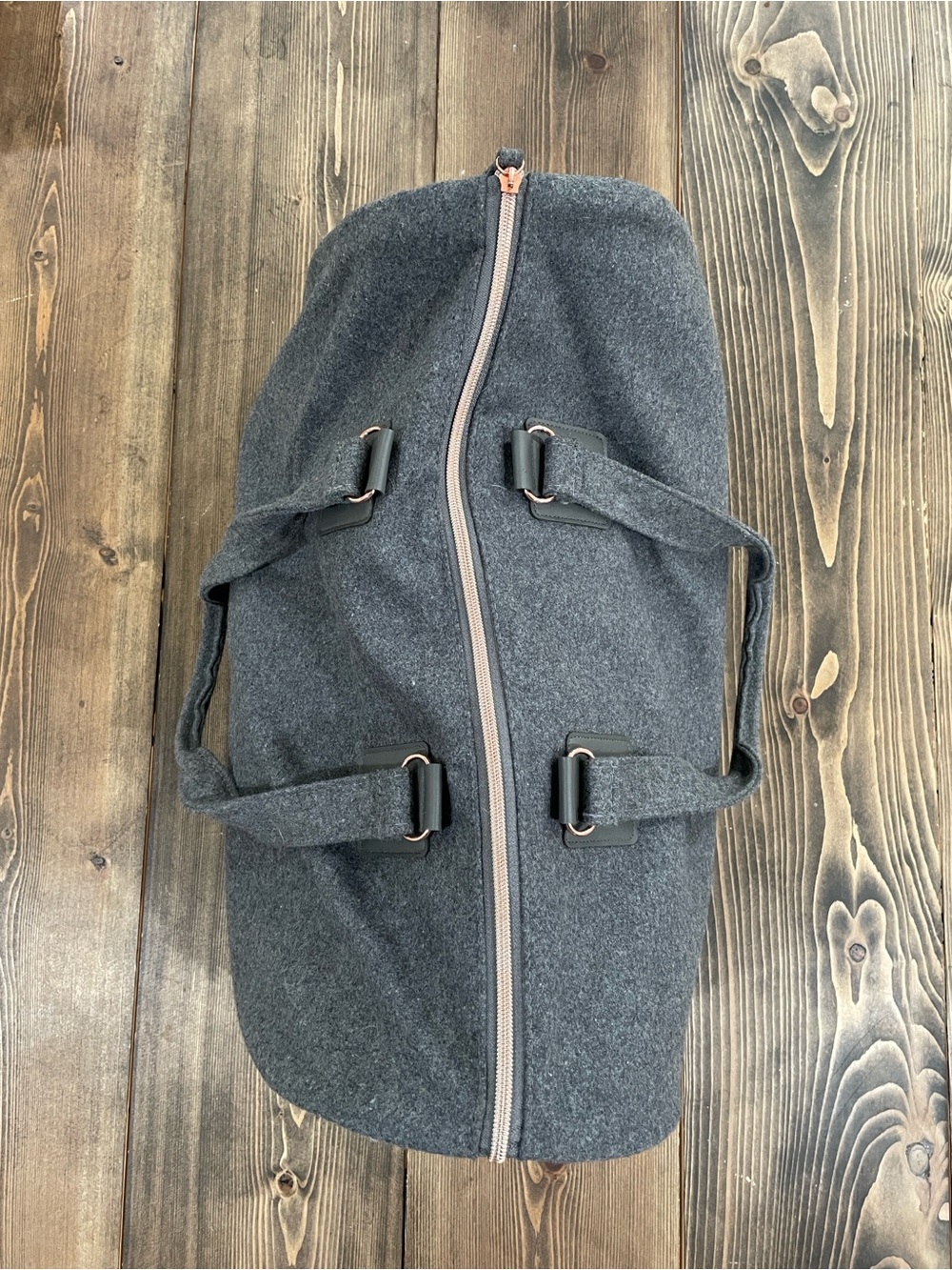 Men’s Gray Baylis & Harding Duffle Bag - Picture 2 of 11